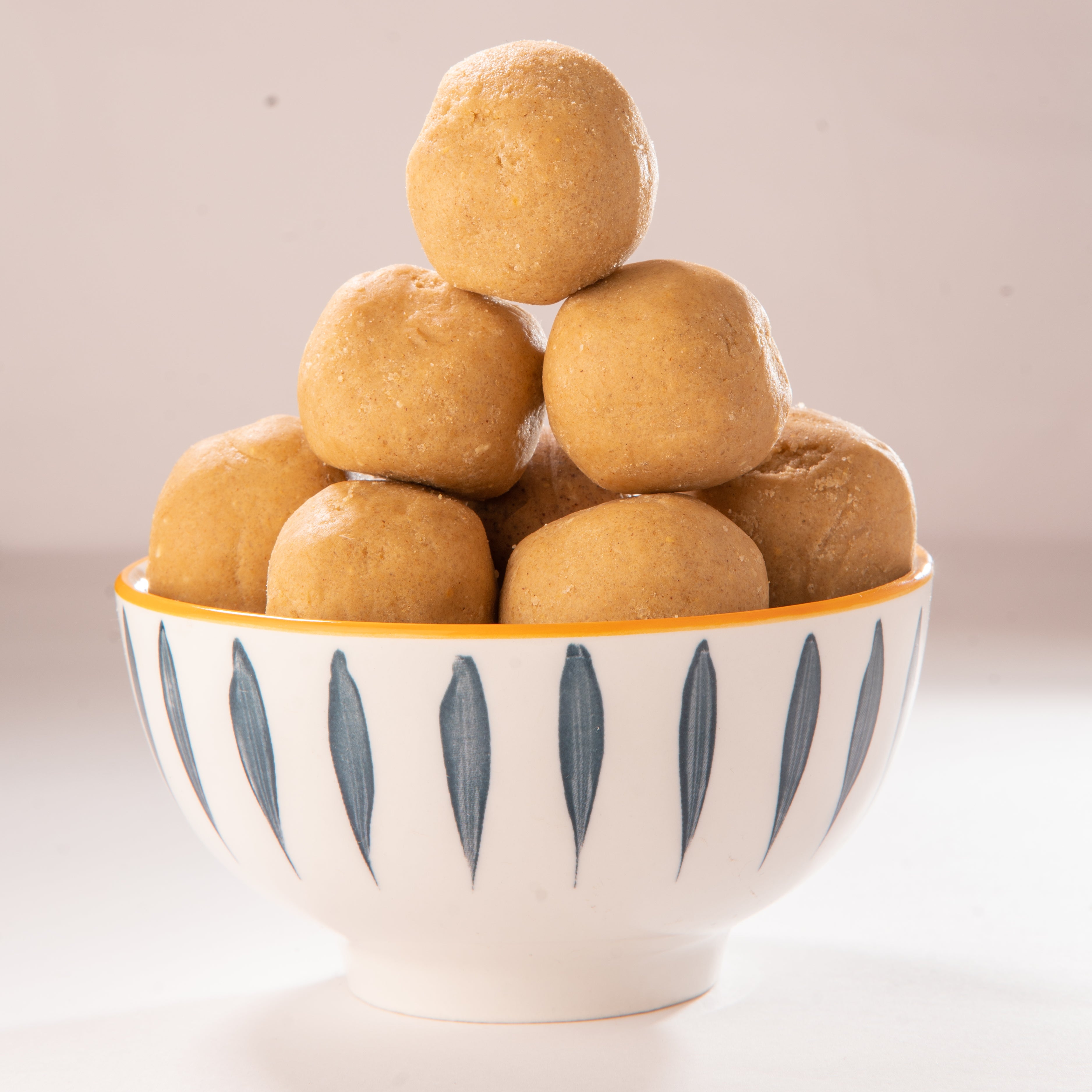 Methi Ladoo (with Sugar)